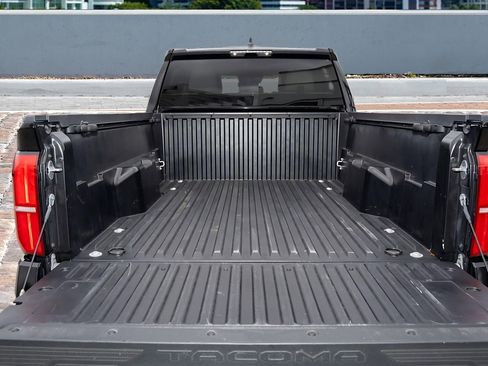 Used 2024 Toyota Tacoma SR5 RWD image 9