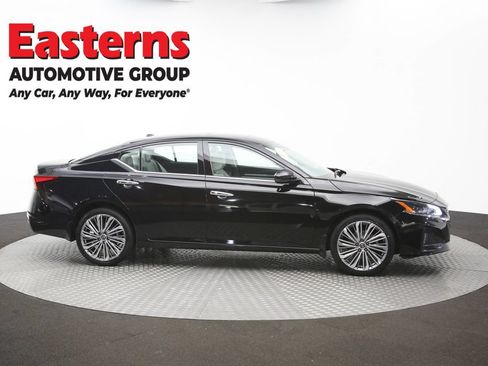 Used 2024 Nissan Altima 2.5 SL AWD/4WD image 46