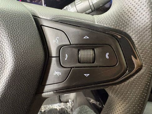 Used 2024 Chevrolet Trax LT image 28