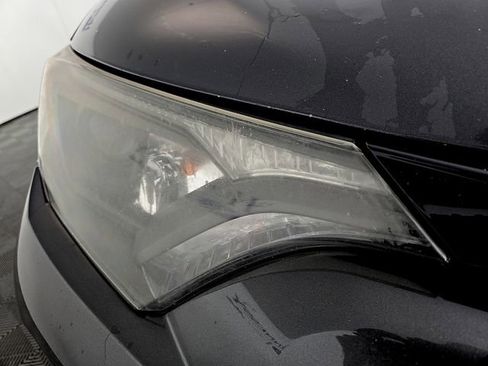 Used 2018 Toyota RAV4 Adventure w/ Cold Weather Package AWD/4WD image 10