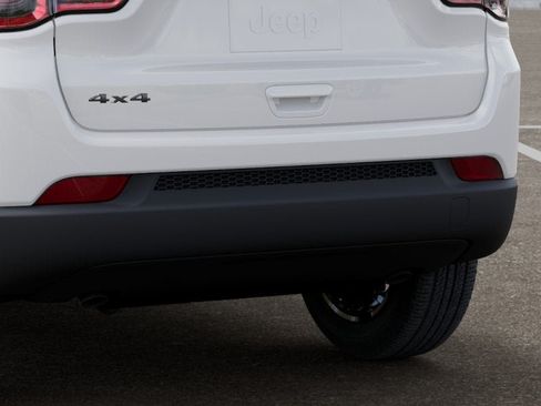New 2026 Jeep Compass Latitude AWD/4WD image 41