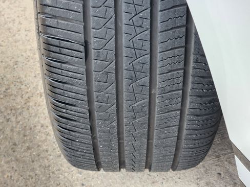 Certified 2026 Land Rover Range Rover Velar Dynamic SE image 12