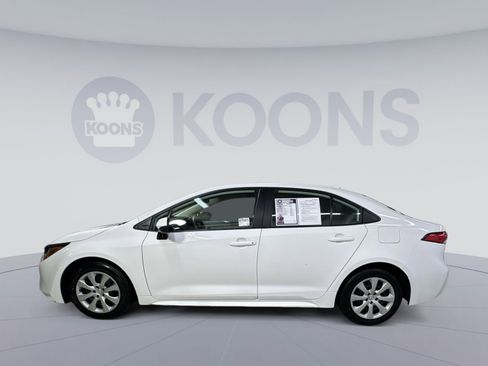 Used 2024 Toyota Corolla LE image 8