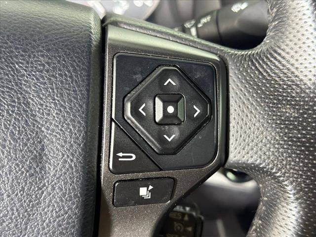 Used 2017 Toyota Tacoma TRD Off-Road w/ Tow Package RWD image 25