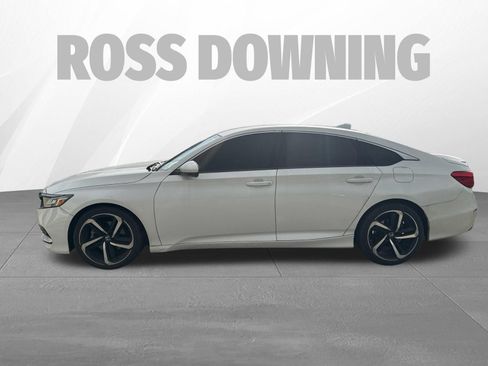 Used 2020 Honda Accord Sport image 2