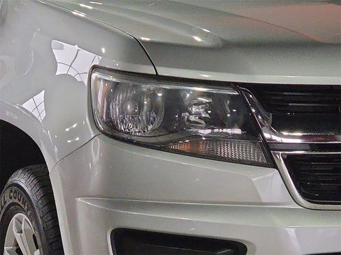 Used 2020 Chevrolet Colorado LT image 10