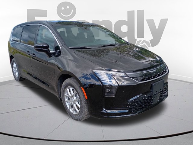 New 2027 Chrysler Pacifica Select FWD image 3
