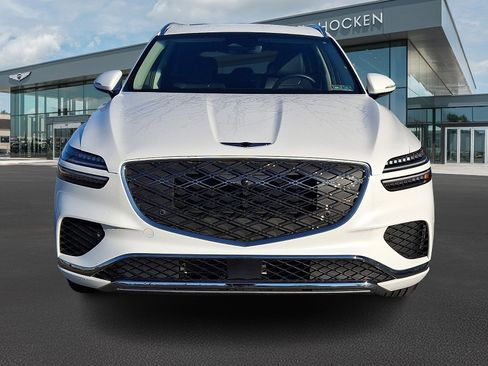 Certified 2026 Genesis GV70 2.5T Advanced AWD/4WD image 3