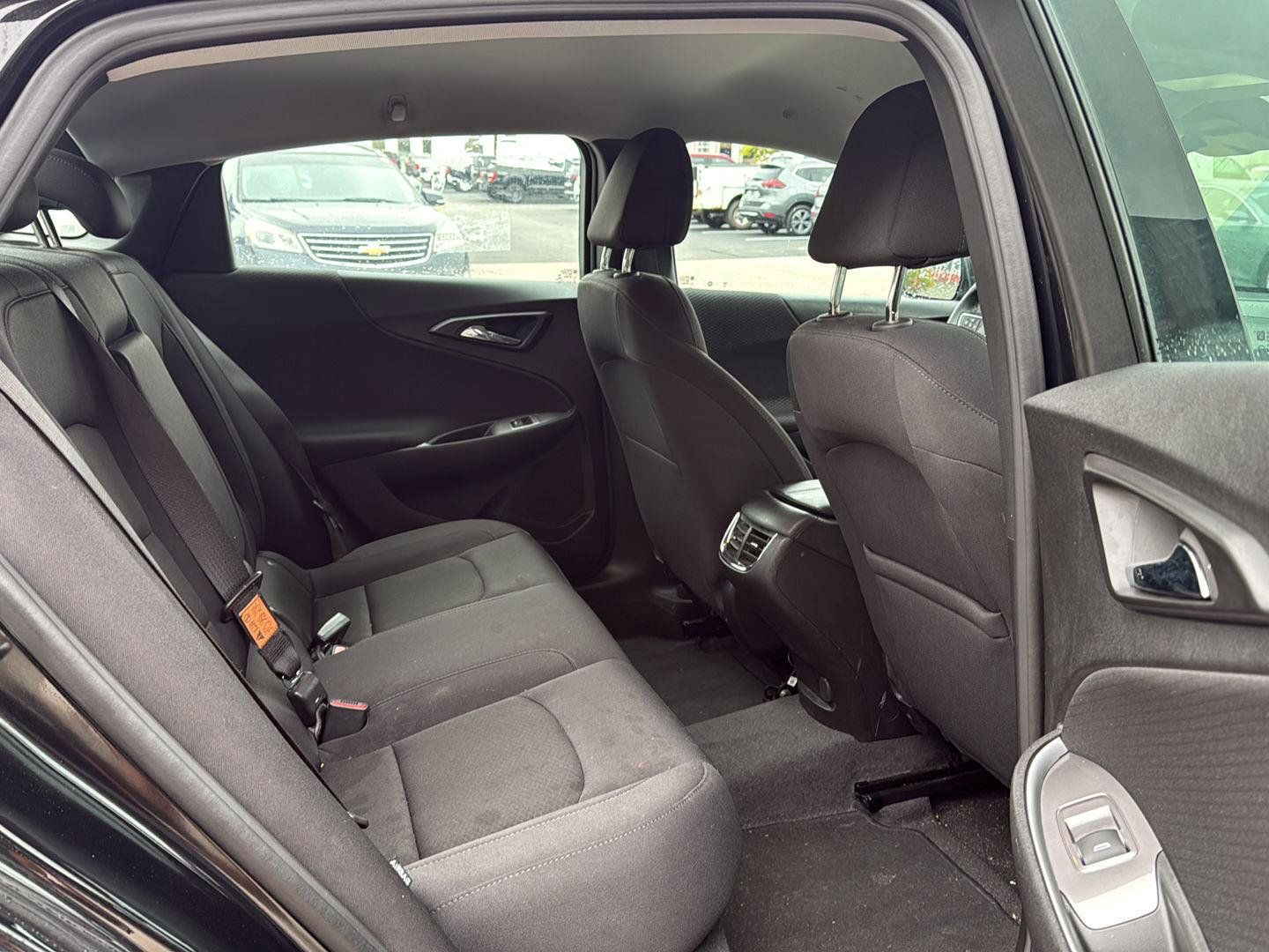 Used 2024 Chevrolet Malibu LT w/ Midnight Edition FWD image 11