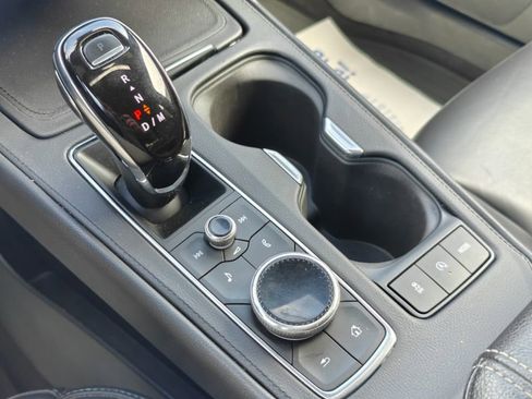 Used 2020 Cadillac XT4 Premium Luxury w/ Cold Weather Package image 34