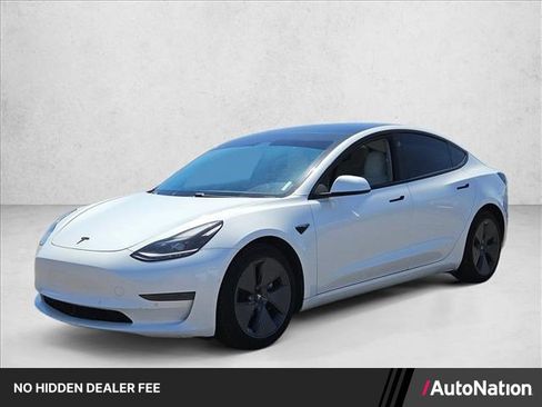 Used 2021 Tesla Model 3 Standard Range Plus RWD image 1