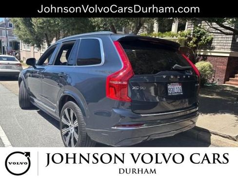 Used 2023 Volvo XC90 B6 Ultimate w/ Protection Package Premier AWD/4WD image 4