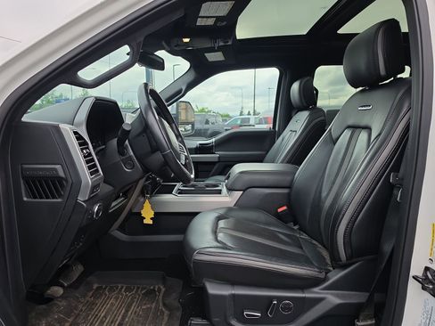 Used 2020 Ford F350 Platinum AWD/4WD image 10