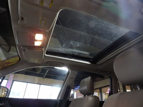 Used 2014 Subaru Forester 2.5i Touring image 12