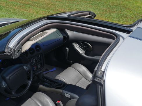Used 1997 Pontiac Firebird Trans Am RWD image 40
