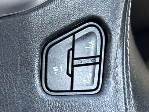 Used 2018 GMC Yukon SLT w/ Open Road Package image 22