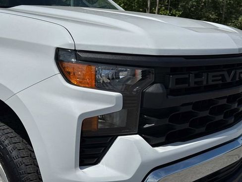 Used 2022 Chevrolet Silverado 1500 W/T RWD image 11