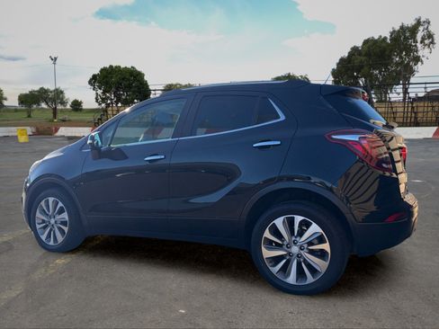 Used 2019 Buick Encore Preferred FWD image 4
