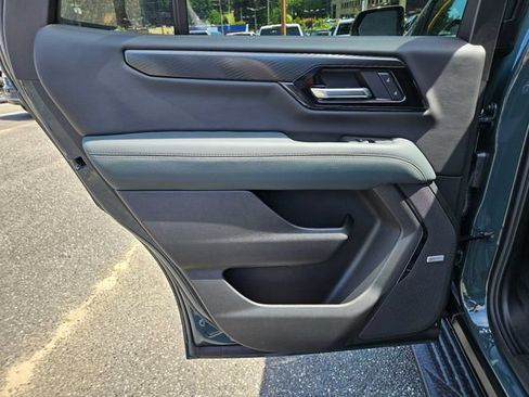 New 2026 GMC Yukon AT4 AWD/4WD image 18