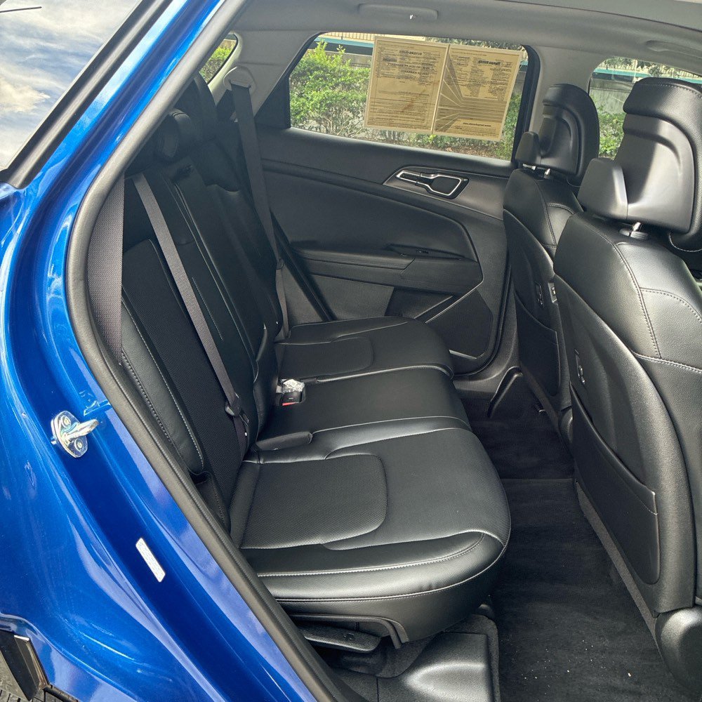 Used 2025 Kia Sportage SX FWD image 10