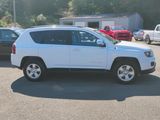 Used 2016 Jeep Compass Latitude w/ Sun/Sound Group image 4