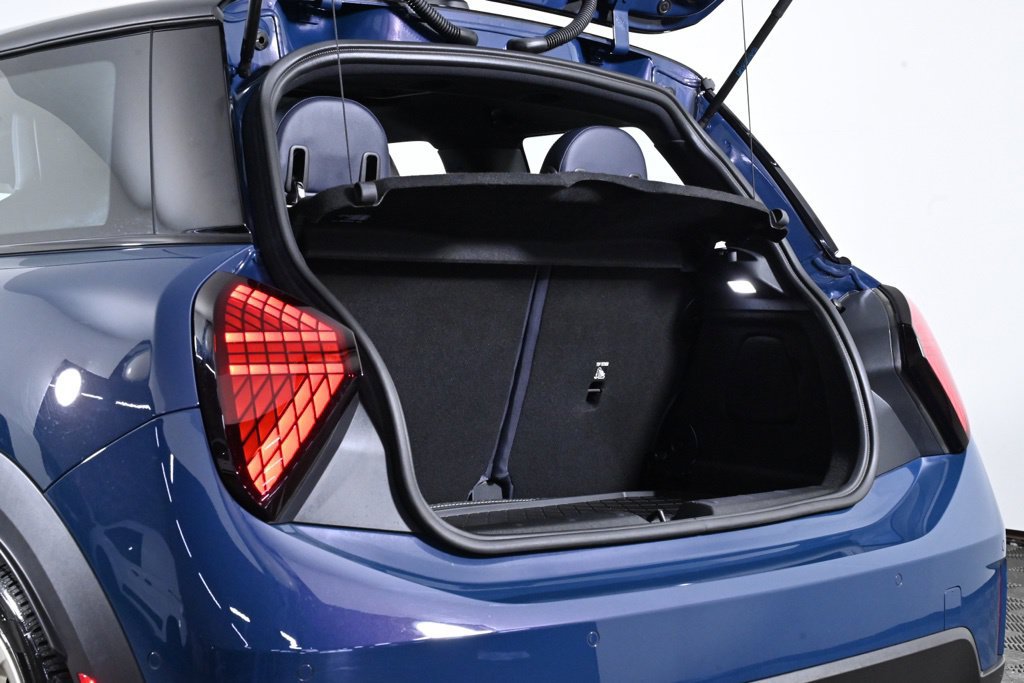 Certified 2026 MINI Cooper S FWD image 36