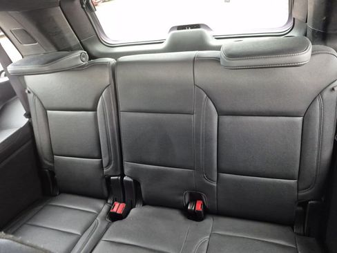 Used 2024 Chevrolet Tahoe LT AWD/4WD image 15