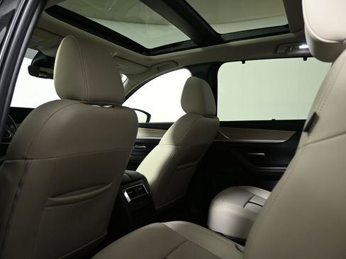 Used 2025 MAZDA CX-90 3.3 Turbo w/ Premium Sport Pkg image 32