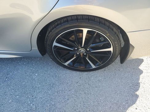 Used 2020 Toyota Camry XSE image 19