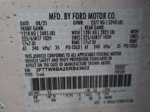 Used 2025 Ford Maverick XL w/ Equipment Group 102A image 31