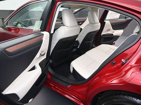 New 2025 Lexus ES 350 350 image 11