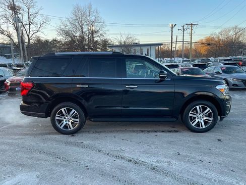 Used 2024 Ford Expedition Limited image 7