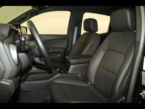 Used 2023 Chevrolet Colorado LT w/ LT Convenience Package III image 22