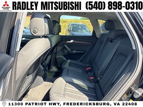 Used 2023 Audi Q5 2.0T Premium w/ Convenience Package AWD/4WD image 12