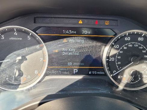 Used 2022 Mitsubishi Outlander SE image 16