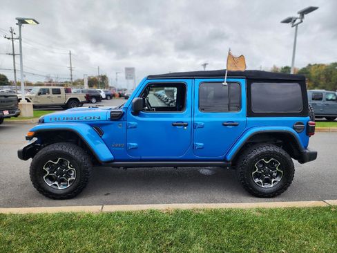 Used 2021 Jeep Wrangler Unlimited Rubicon 4xe w/ Cold Weather Group image 17