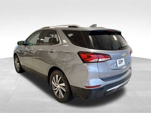 Used 2024 Chevrolet Equinox Premier image 3