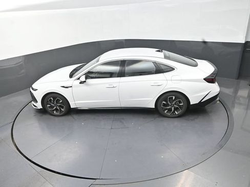 Used 2025 Hyundai Sonata SEL FWD image 26