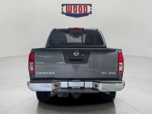 Used 2020 Nissan Frontier SV w/ SV Utility Package AWD/4WD image 3