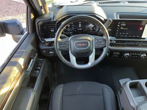 Used 2024 GMC Sierra 2500 SLE w/ SLE Convenience Package image 15
