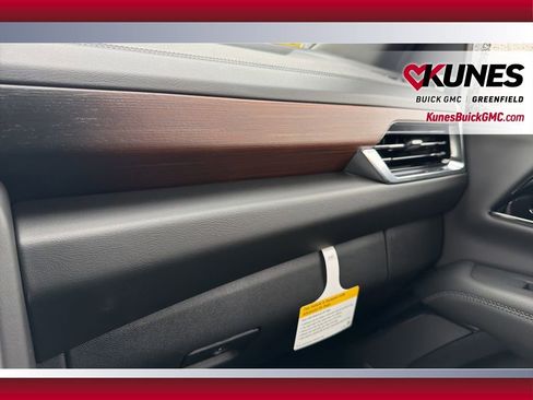New 2026 GMC Yukon XL Denali w/ Sun & Power Step Package image 21