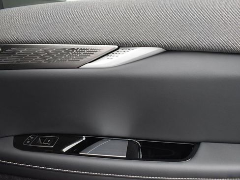 New 2026 Cadillac Optiq Sport 2 image 30