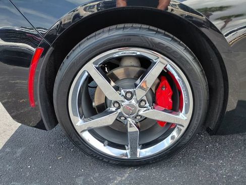 Used 2014 Chevrolet Corvette Stingray Convertible w/ 3LT Preferred Equipment Group RWD image 14