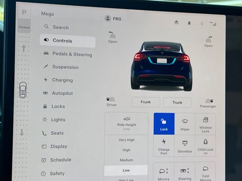 Used 2022 Tesla Model X Plaid image 29