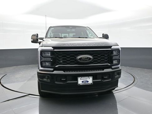 New 2026 Ford F350 Lariat w/ Black Appearance Package image 7