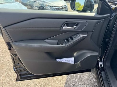 New 2026 Nissan Rogue Dark Armor AWD/4WD image 23