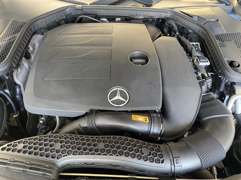 Used 2020 Mercedes-Benz C 300 4MATIC Sedan image 20