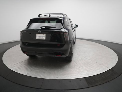 Certified 2025 Nissan Kicks SR image 34