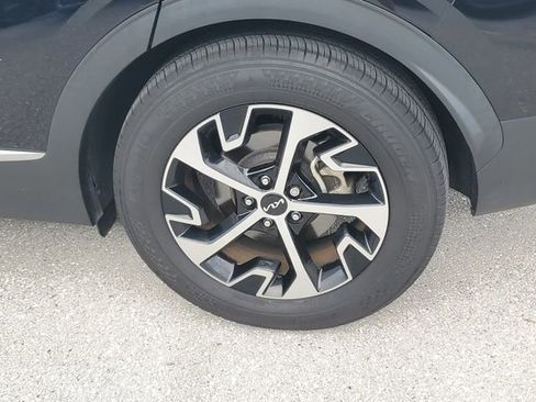 Certified 2024 Kia Sportage EX FWD image 5