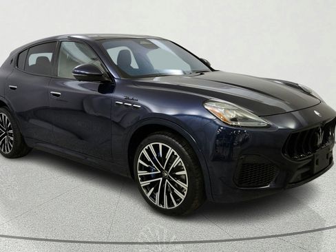 Used 2023 Maserati Grecale Modena AWD/4WD image 1